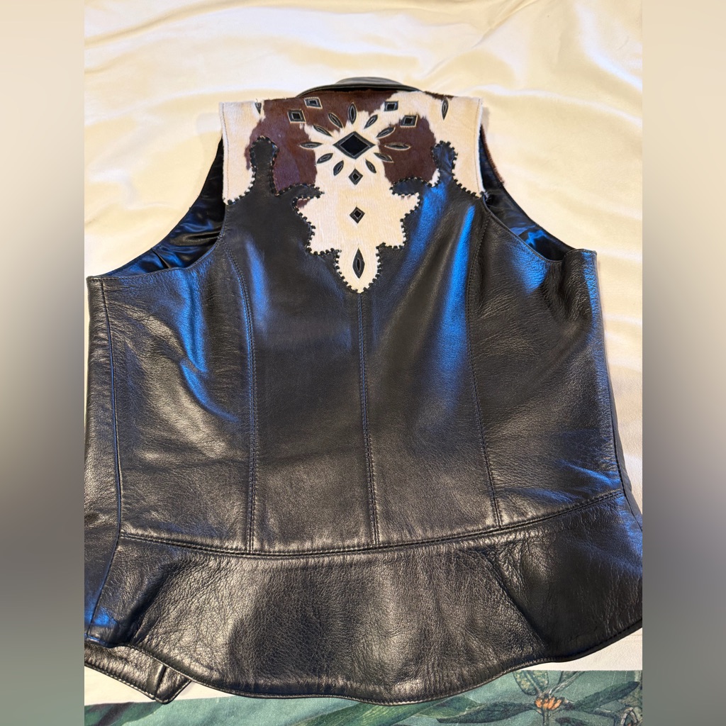 Baja Women’s Black Cowhide Calfskin Leather Appliqu Vest Vintage Size 6